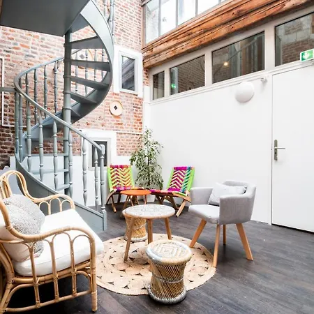 The People - Hostel Lille